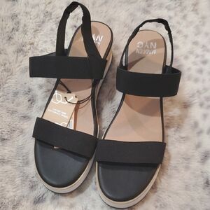 Madden NYC Women's Black Sandals